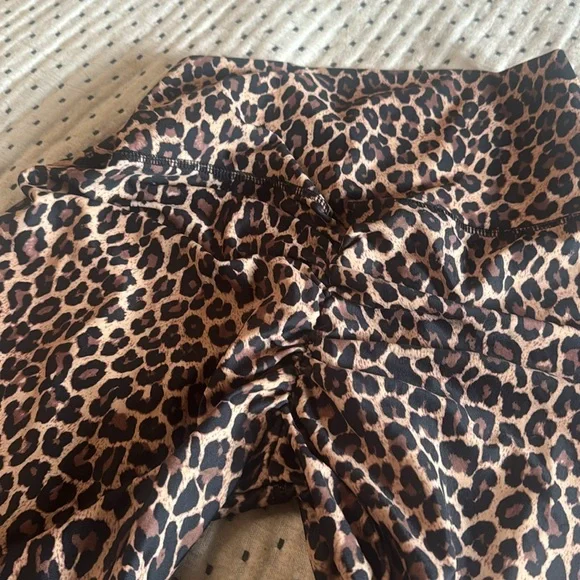 Butt scrunch leggings - Picture 5 of 5